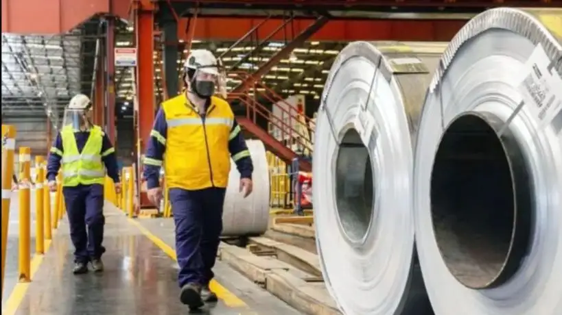 Dólar, reservas e inversión: las luces amarillas que aparecen en el programa económico