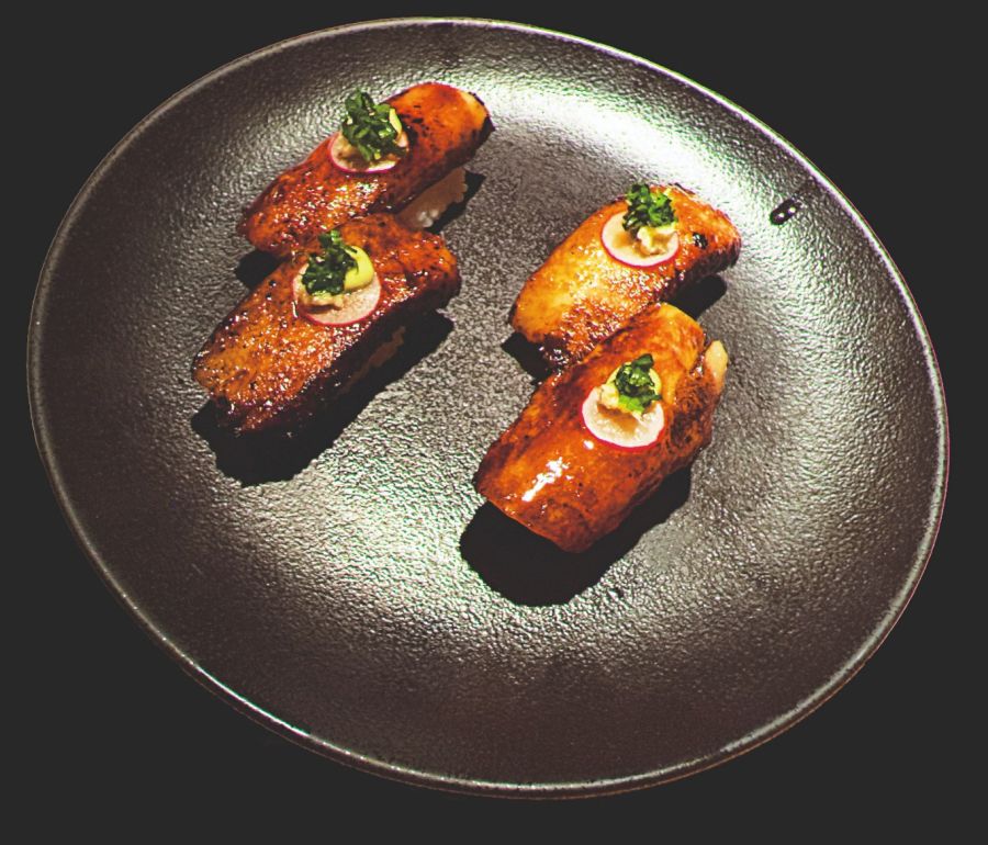 Mesa Caras: Osaka