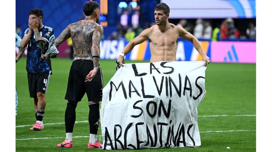 Argentina a la final del Mundial. Pantallazos de una fiesta inolvidable por la victoria ante Inglaterra, que incluyó una bandera 
