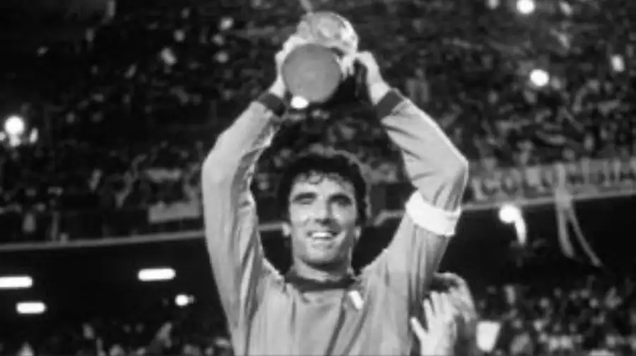 El brazalete del campeón: la evolución del liderazgo en la Copa del Mundo