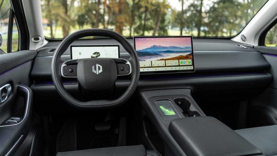 Leapmotor C10
