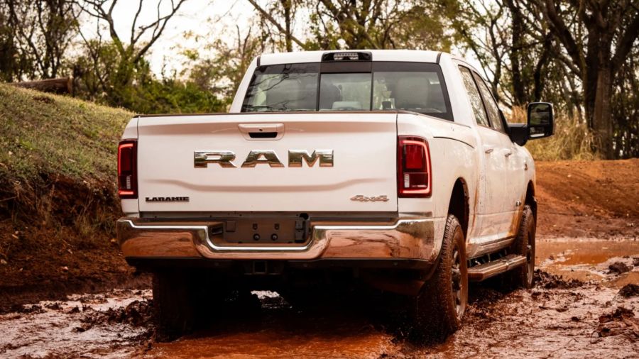 RAM participa de una nueva edición de la Exposición Rural de Palermo, donde presenta el avant premiere de la nueva RAM 2500 y lanza la Dakota Night Edition.