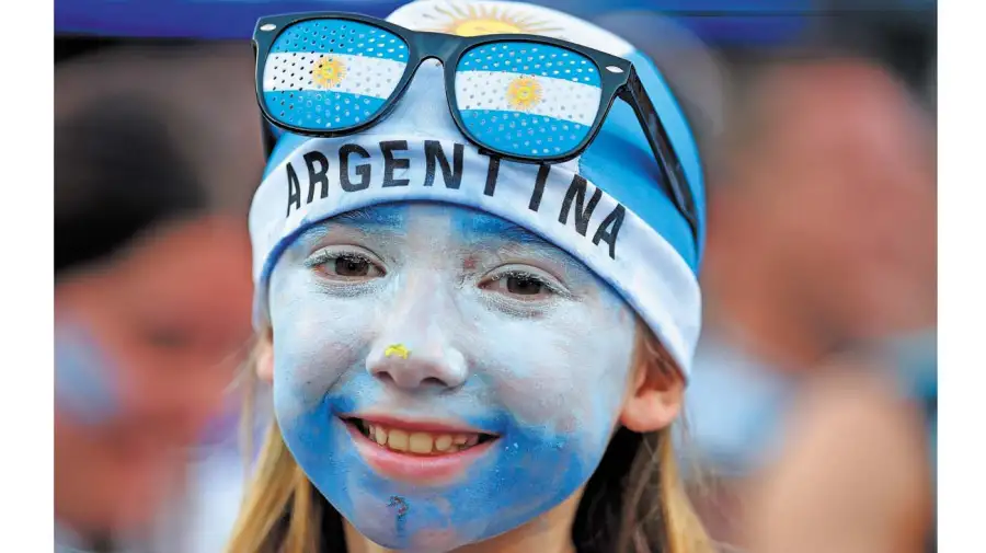 Valores. Hoy Leonel Messi representa para muchos argentinos no solo al mejor futbolista del planeta, sino también un ejemplo de valores sociales importantes, como la perseverancia, la humildad y el liderazgo silencioso.
