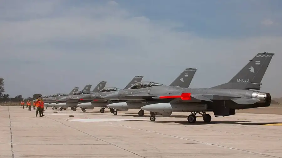 Aviones F-16 17072026