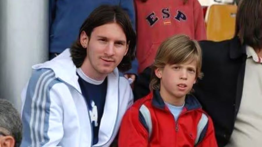 Lionel Messi y Dani Olmo