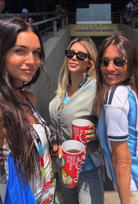 Pampita, Zaira y Wanda Nara 