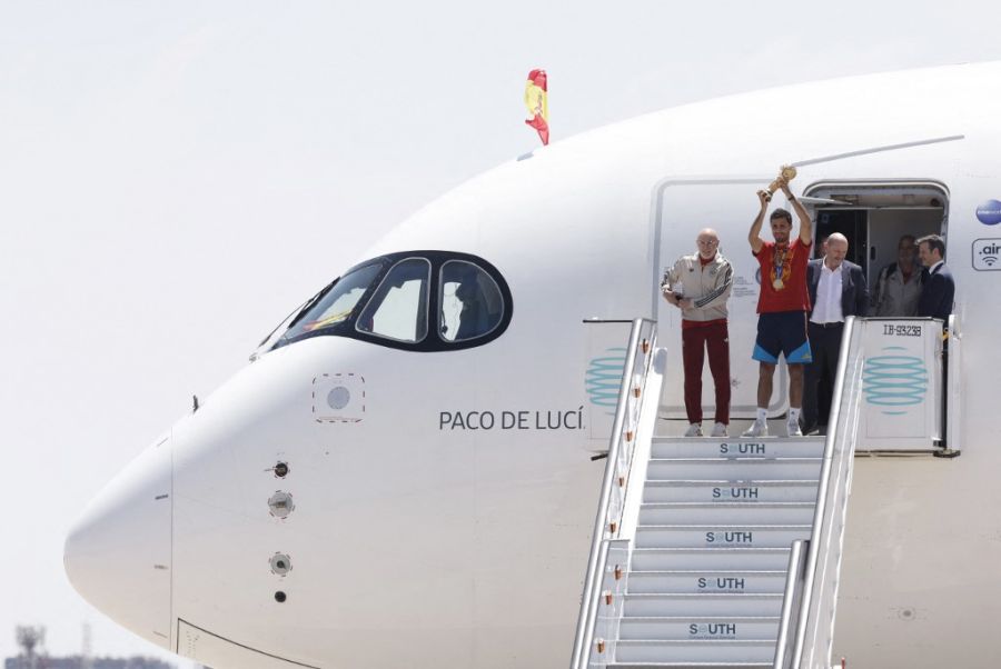 España aterrizó en Madrid tras ganar la Copa del Mundo