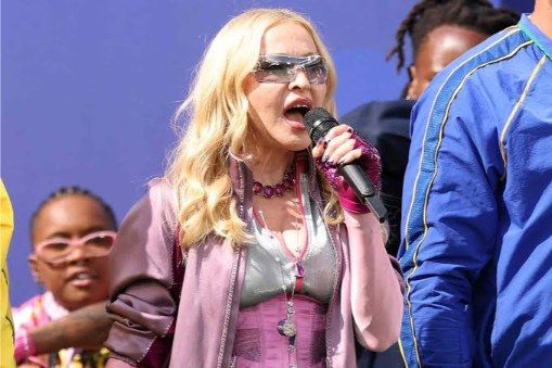 Shakira y Madonna en el show de medio tiempo