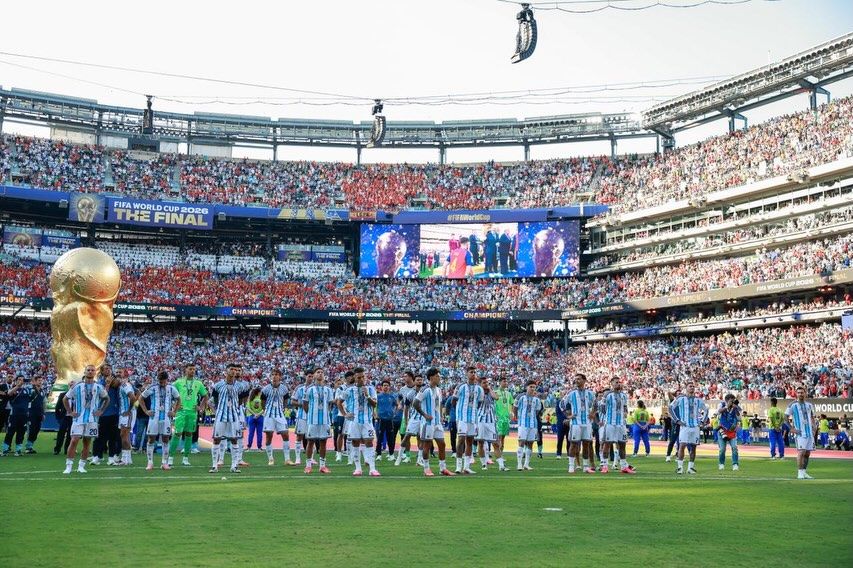 Dibu Martínez en la final del Mundial 2026 con la Selección Argentina