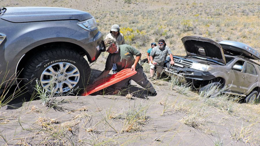 off-road-mainumby-4x4-cubierta-rodado-16-llanta-chica-talon-alto