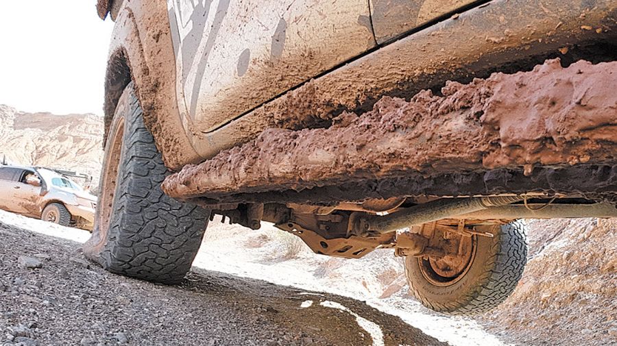 off-road-mainumby-4x4-cubierta-rodado-16-llanta-chica-talon-alto