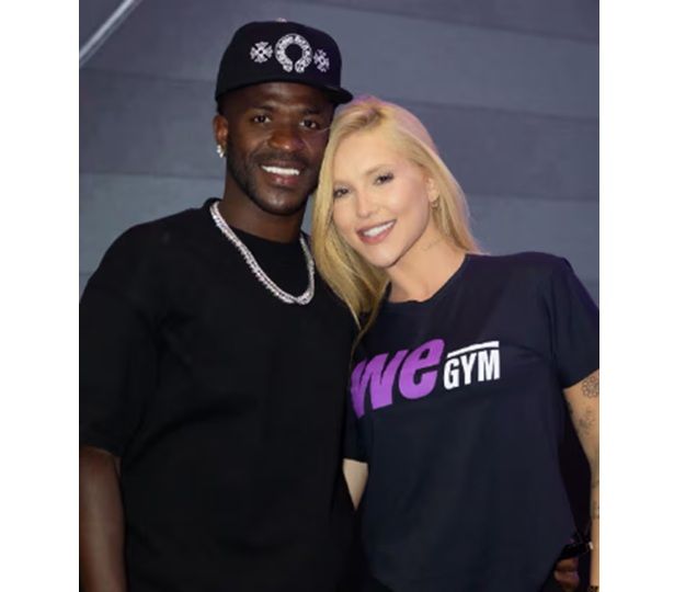 Vincius Jr. junto a su novia Virginia