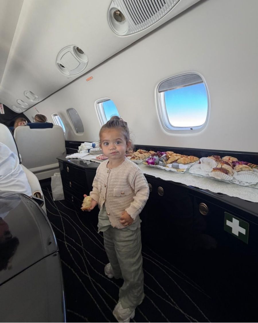 Olivia, la hija de Sofía Calzetti y el Kun Agüero 