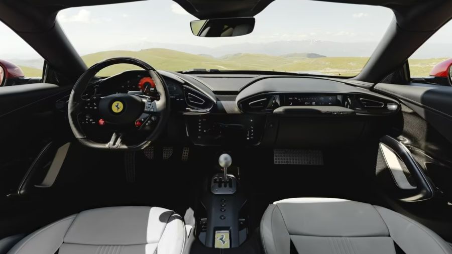 Ferrari presentó el 12Cilindri Manuale
