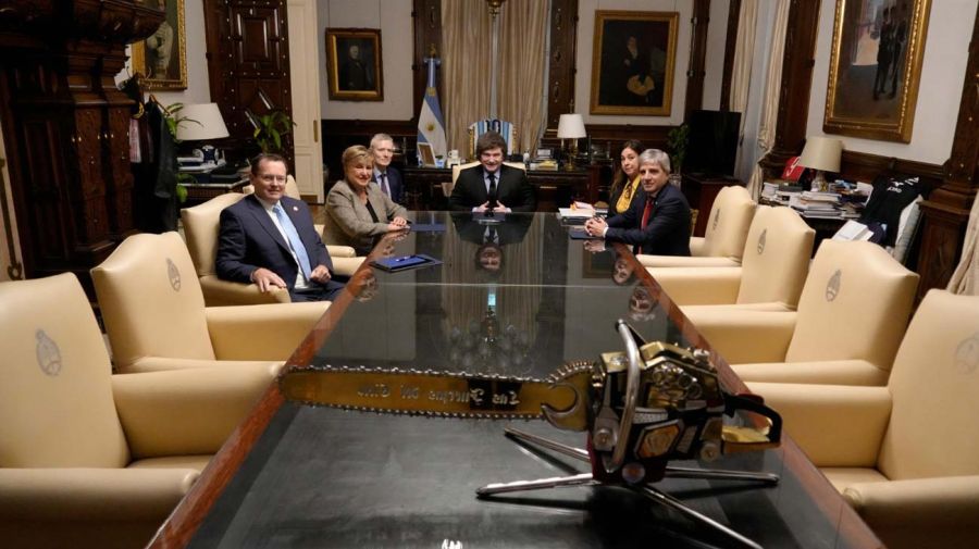 Javier Milei, Luis Caputo, Kristalina Georgieva y Nigel Chalk 27072026