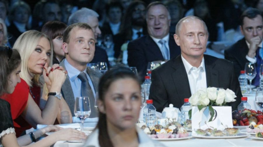Ornella Muti y el presidente de Rusia Vladimir Putin
