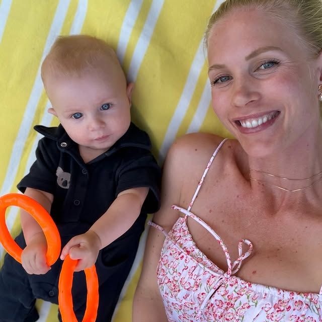 Daniela Christiansson con su hijo Lando