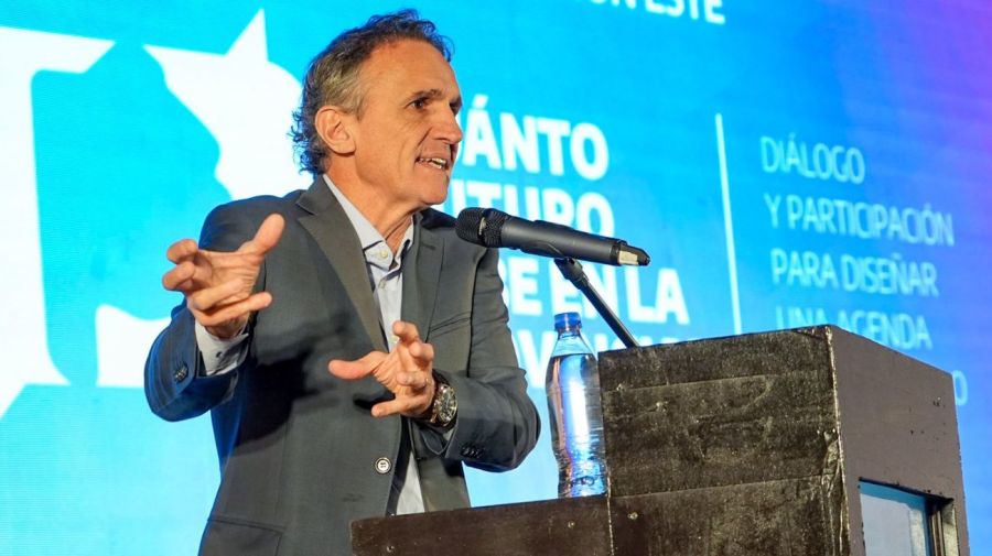 Gabriel Katopodis, ex intendente de San Martín y actual ministro de Infraestructura de Axel Kicillof se posiciona como uno de los posibles candidatos del peronismo para gobernar la provincia de Buenos Aires
