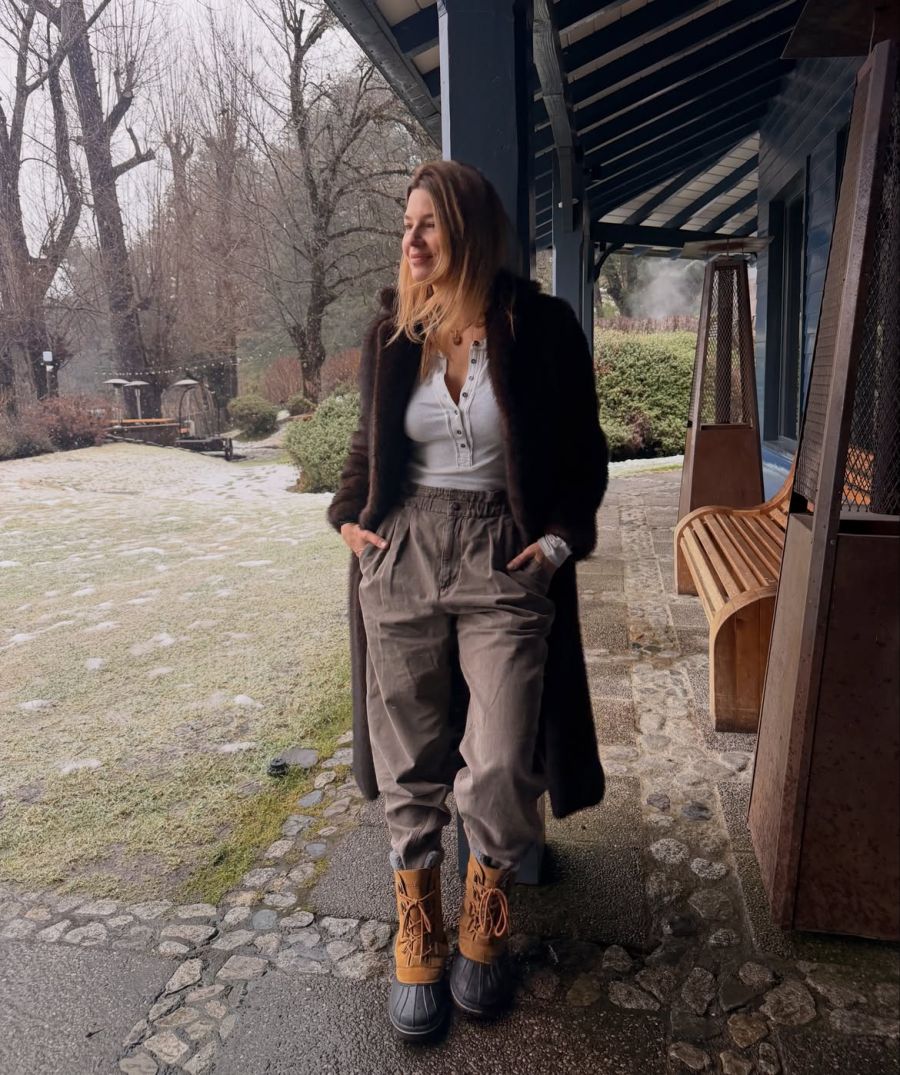 looks nieve
