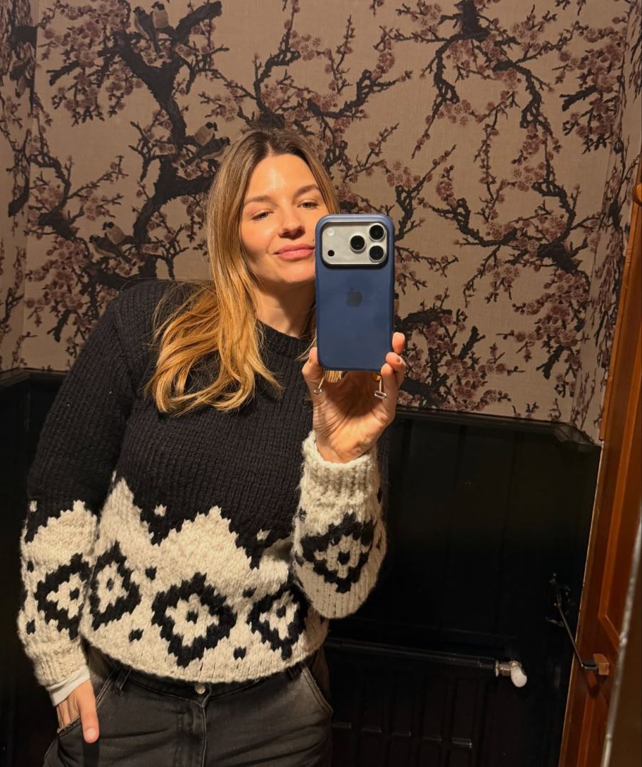 looks nieve