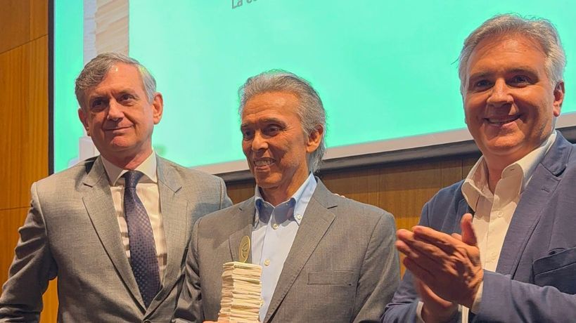 Jairo junto con Martín Llaryora y Agustín De La Reta
