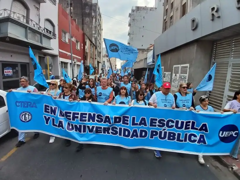 03-08-2026 UEPC paro docente marcha Córdoba