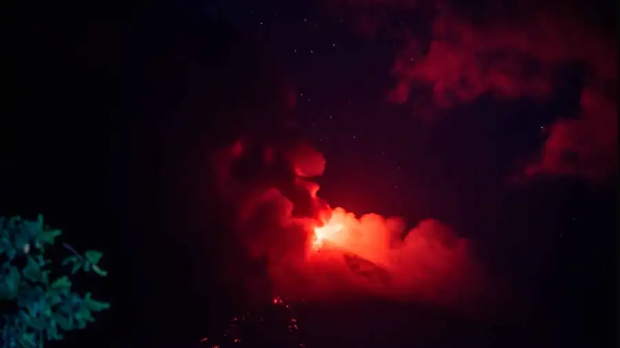 Erupción del volcán de Fuego en Guatemala 04082026