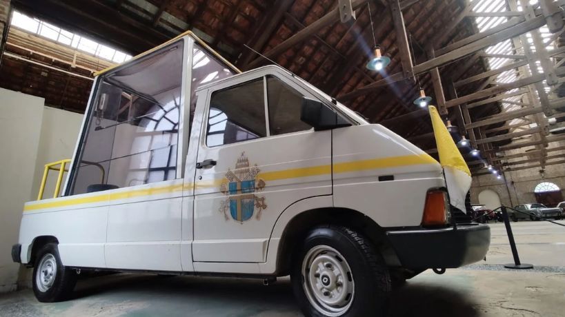 Papamóvil en Córdoba