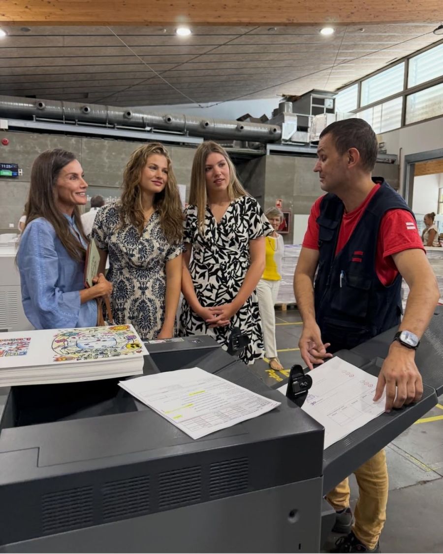 Los looks de Letizia Ortiz y sus hijas