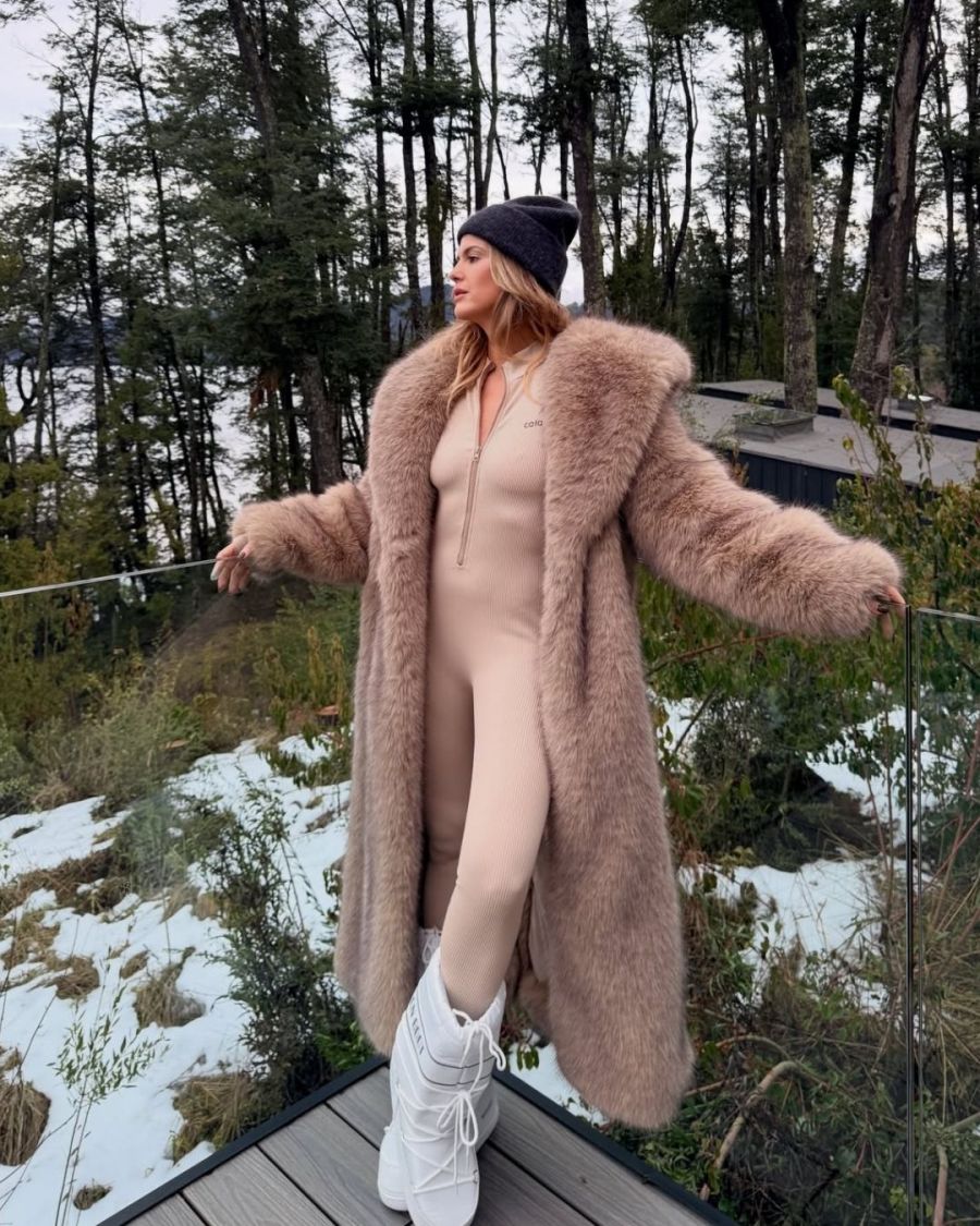 Mery del Cerro con look invernal