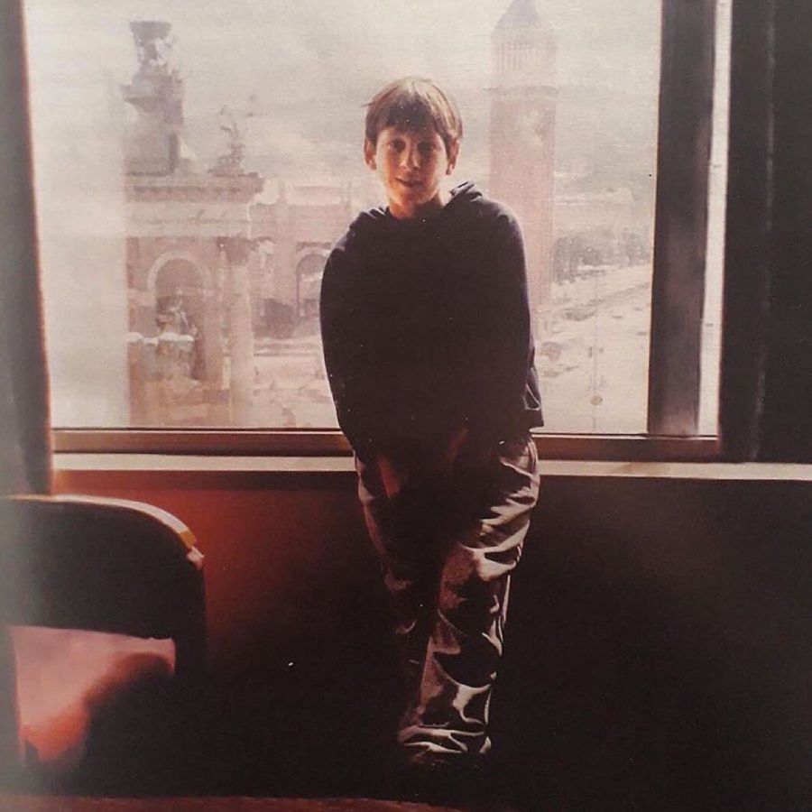 La foto que le tomó Jorge Messi a Lionel Messi cuando llegaron a Barcelona