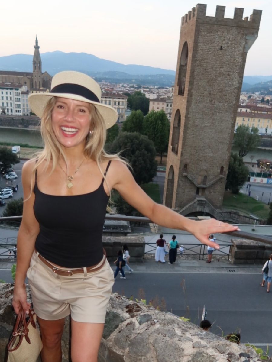Laurita Fernández en Italia