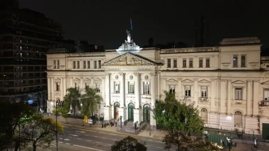 Proyecto para iluminar 85 monumentos históricos