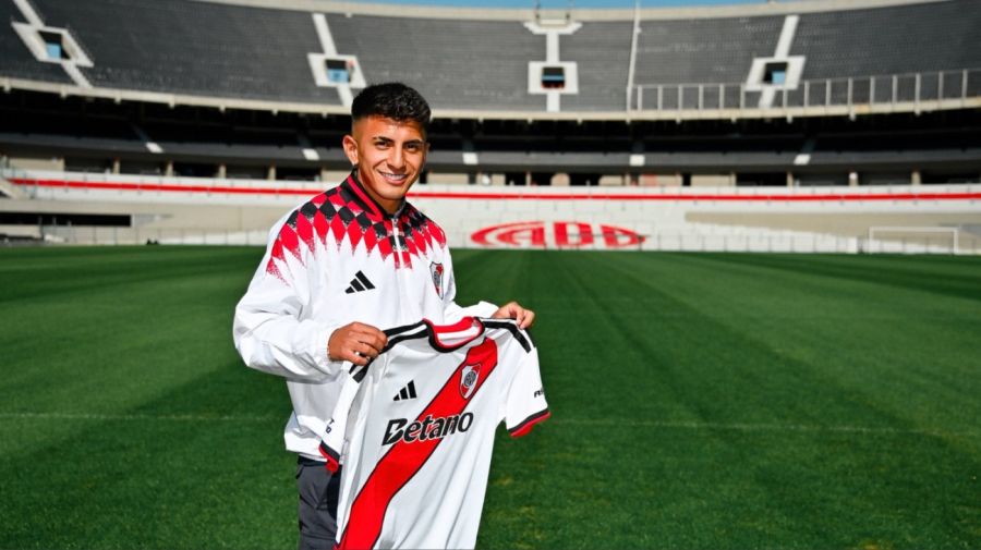 Thiago Almada