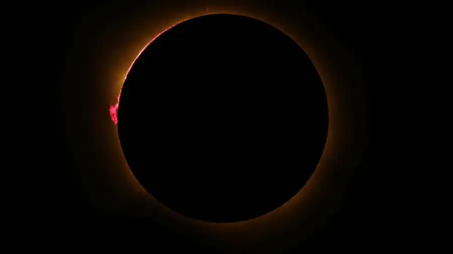 Eclipse Solar 12082026