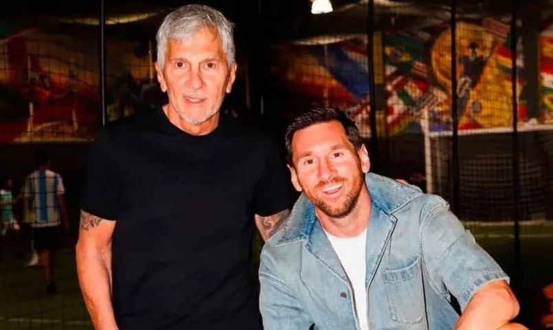Lionel Messi junto a su padre Jorge