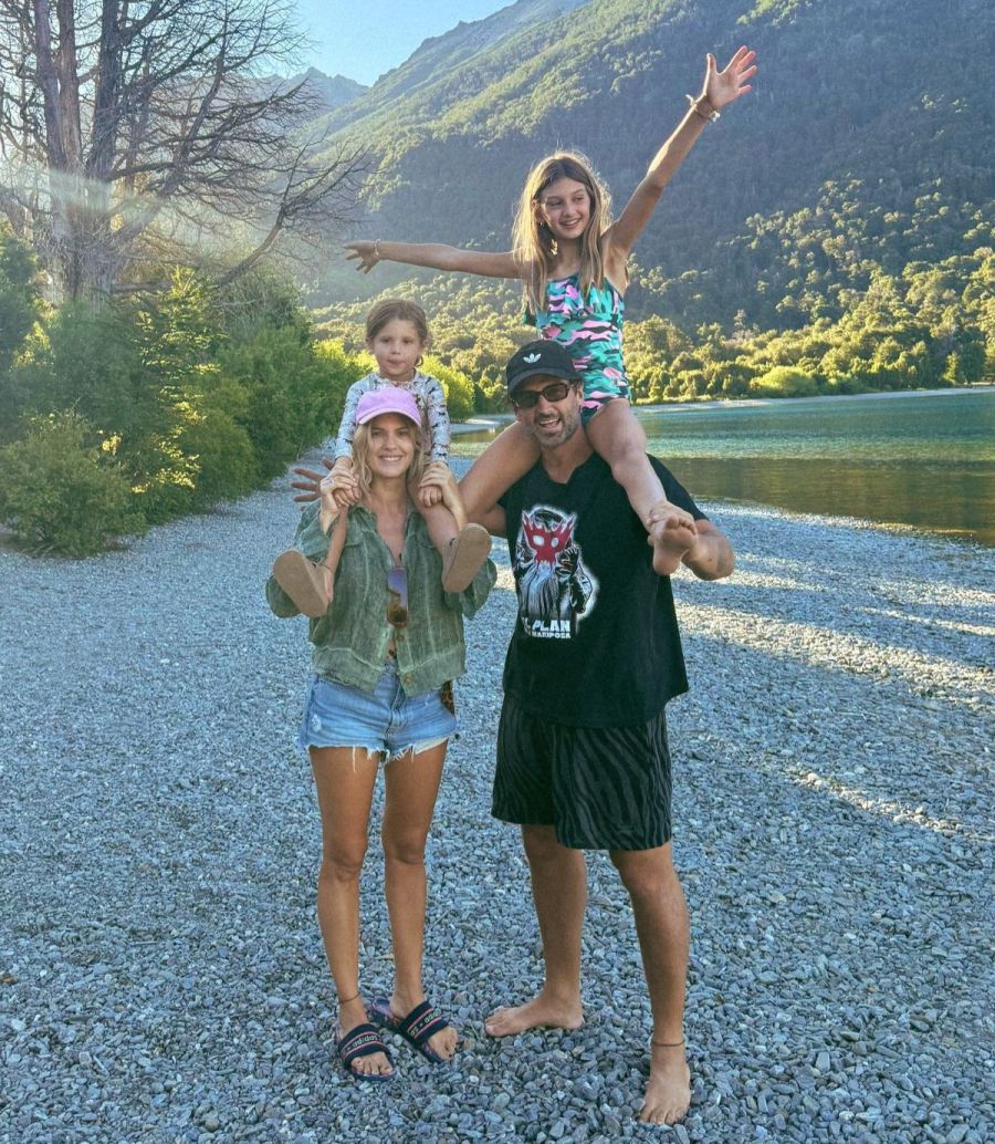 Mery del Cerro, Meme Bouquet