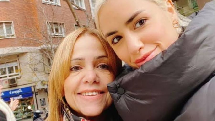 Lali Espósito y Majo Riera