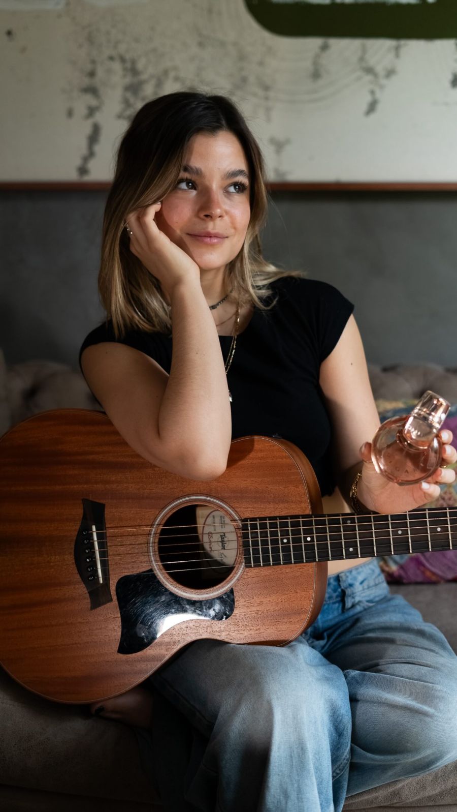 Muna Pauls firmó con Sony Music