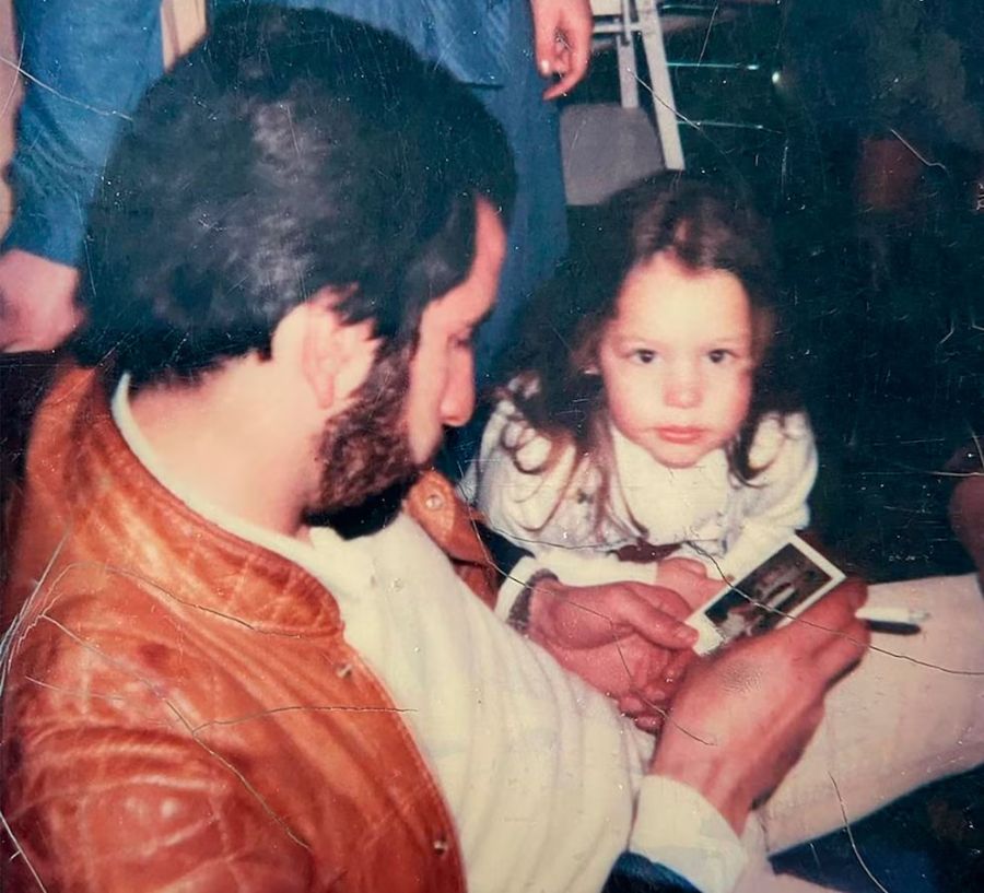 Pampita junto a su padre, Guillermo Ardohain
