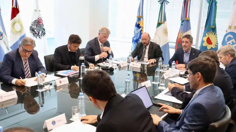 Kicillof, Massa, Kirchner y los gobernadores aceptaron una idea que vino del Congreso.