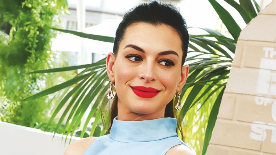 Anne Hathaway