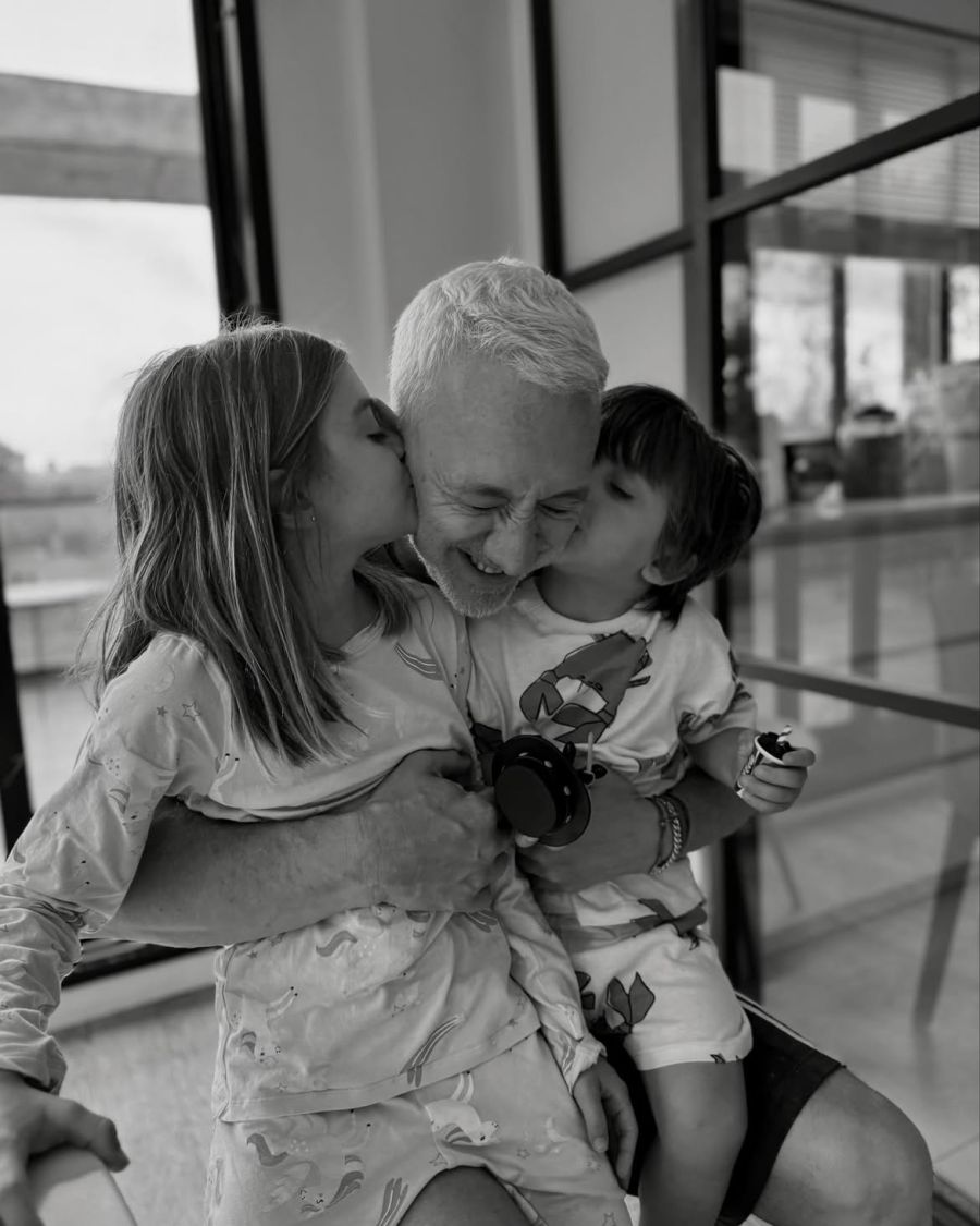 Andy Kusnetzoff y Flor Suárez