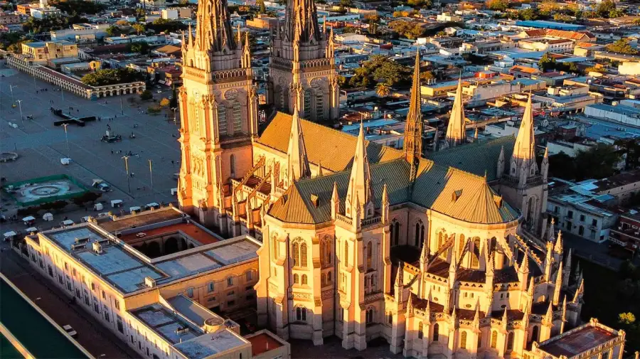 Basílica de Luján (Provincia de Buenos Aires)