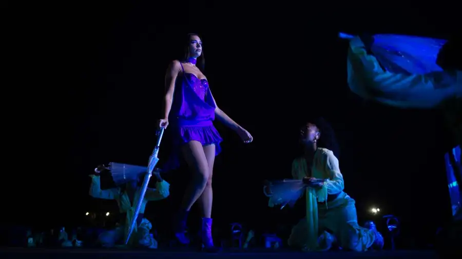 Dua Lipa: cuánto gastó en su boda de tres días en Sicilia y a cuánto asciende su fortuna Dua Lipa: cuánto gastó en su boda de tres días en Sicilia y a cuánto asciende su fortuna