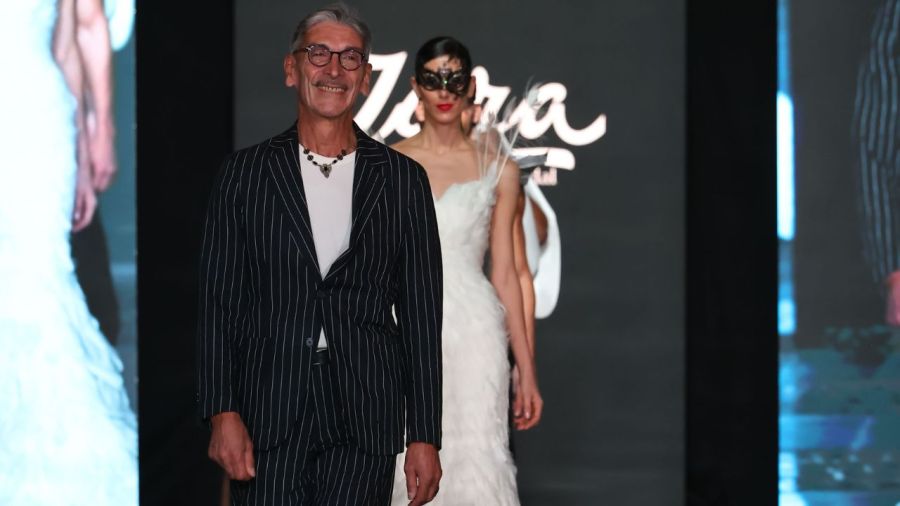 Desfile Mario Vidal con Iara en la Argentina Fashion Week