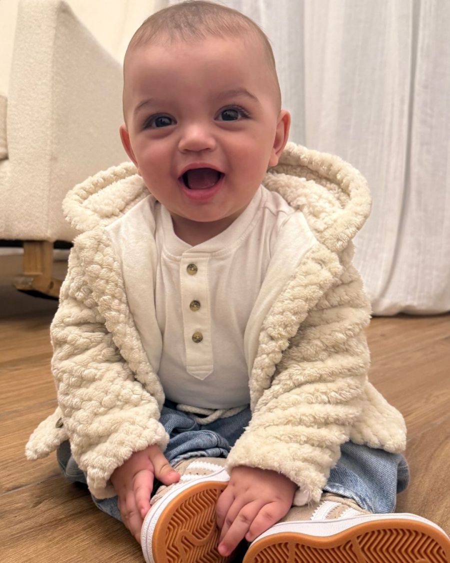 El tierno look de Isidro, el hijo de Rocío Marengo