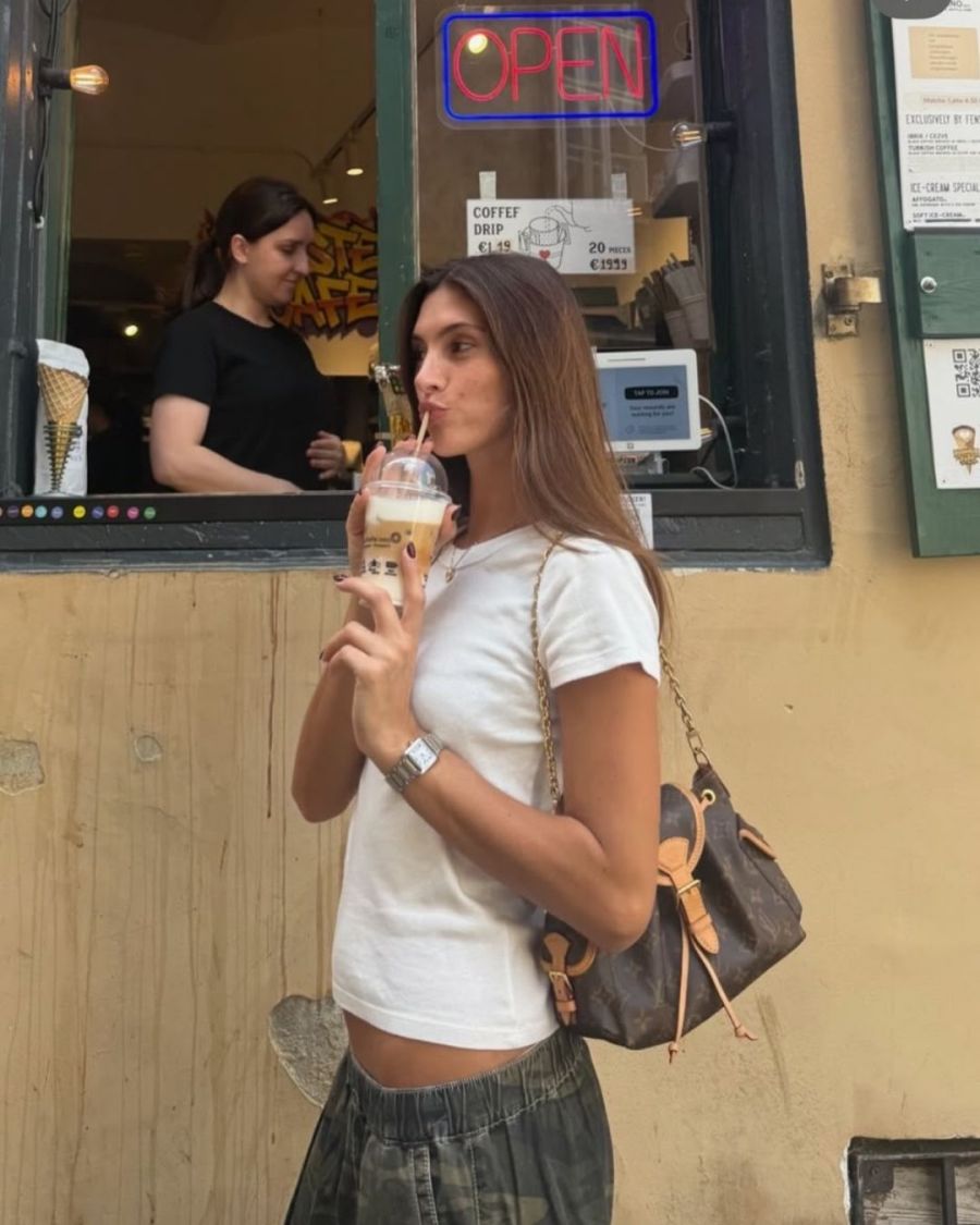 Los looks de Lola Latorre con bolsos de lujo