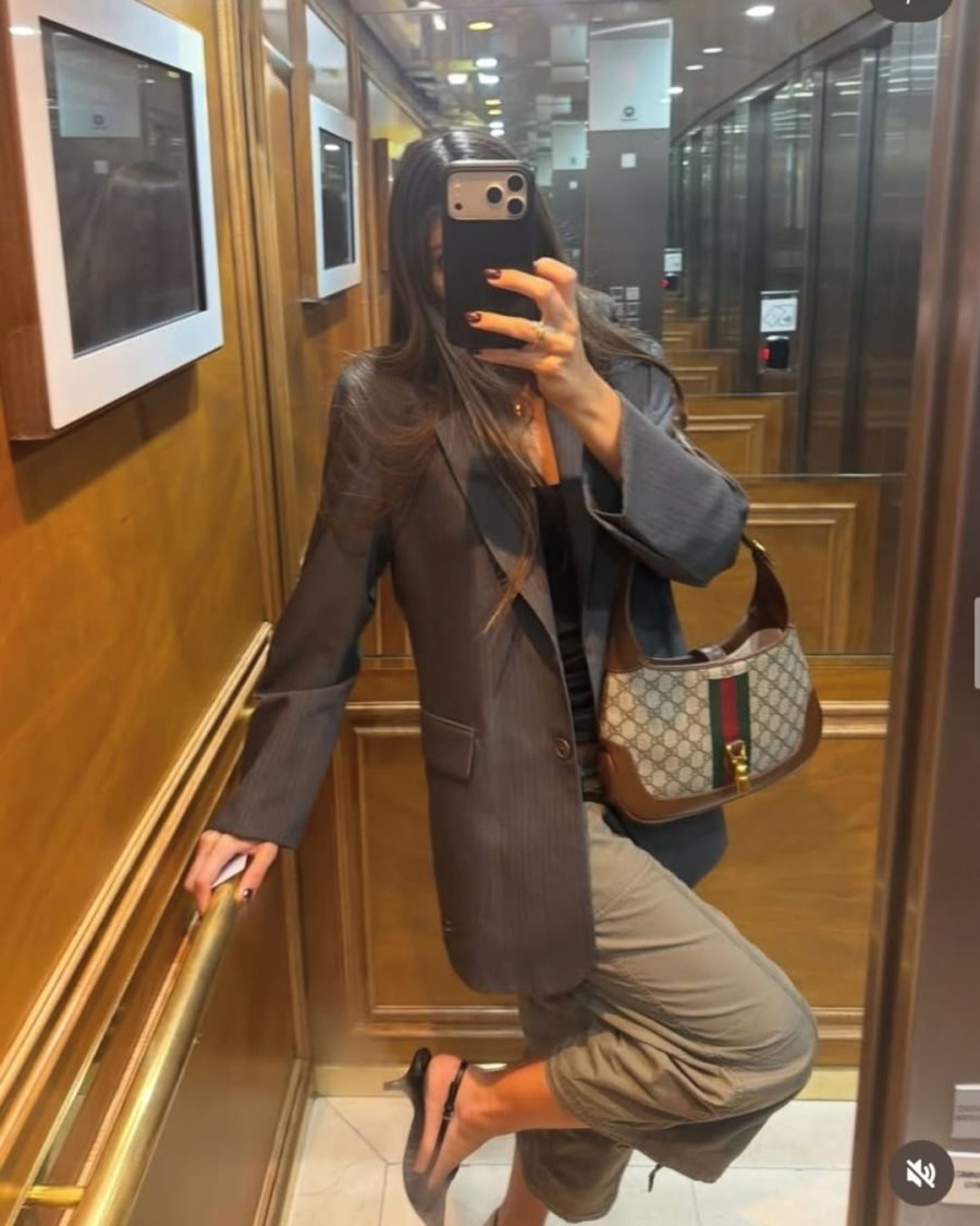 Los looks de Lola Latorre con bolsos de lujo