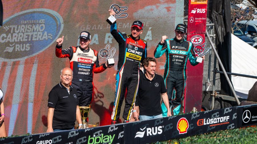 El Turismo Carretera corrió el Gran Premio Mercedes-Benz Camiones y Buses en Paraná